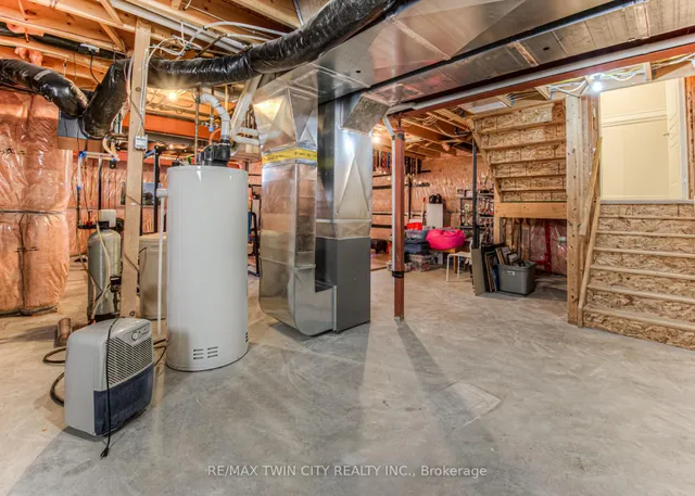 Additional image 37 of 159 Riehm St