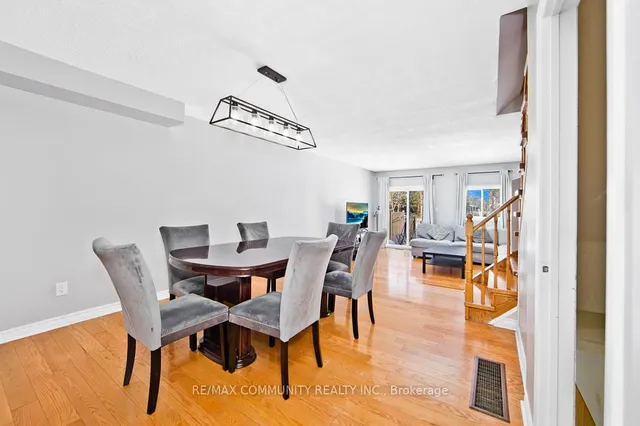 Additional image 4 of 34 Chad Cres