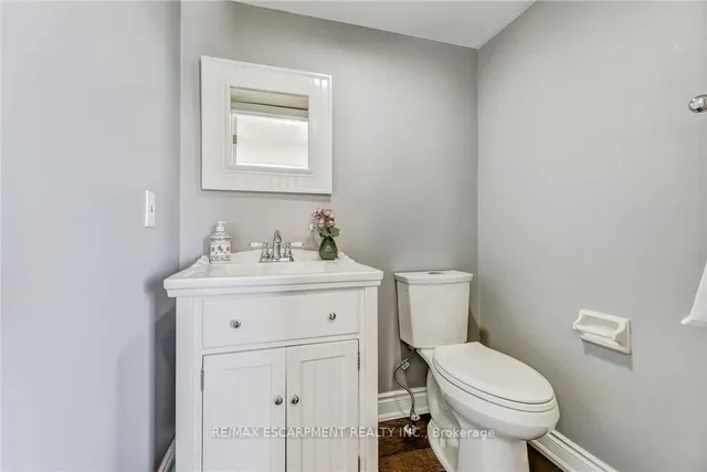 Additional image 40 of 2430 ALDER Dr