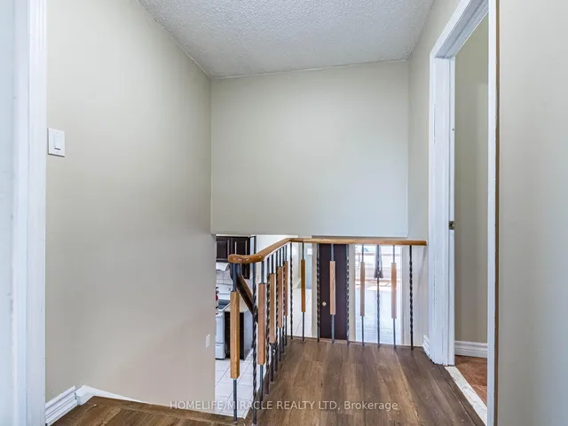 Additional image 22 of 10 Madison St