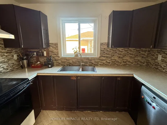 Additional image 6 of 34 McMurchy Ave