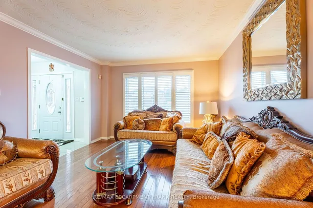 Additional image 6 of 7 GRANDOAKS Dr