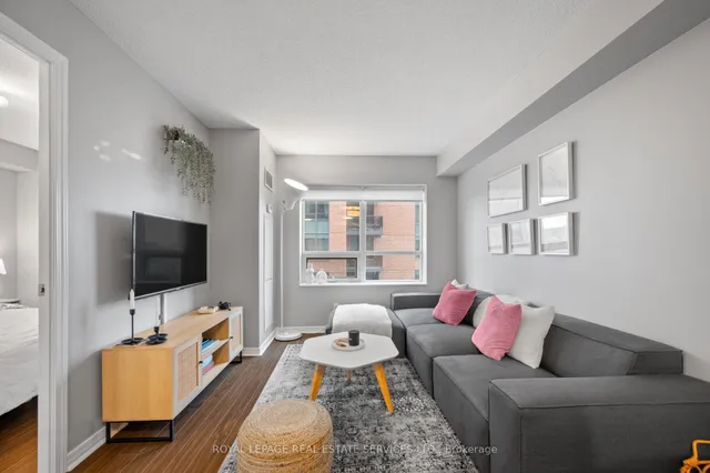 Additional image 9 of 60 Heintzman St Unit 834