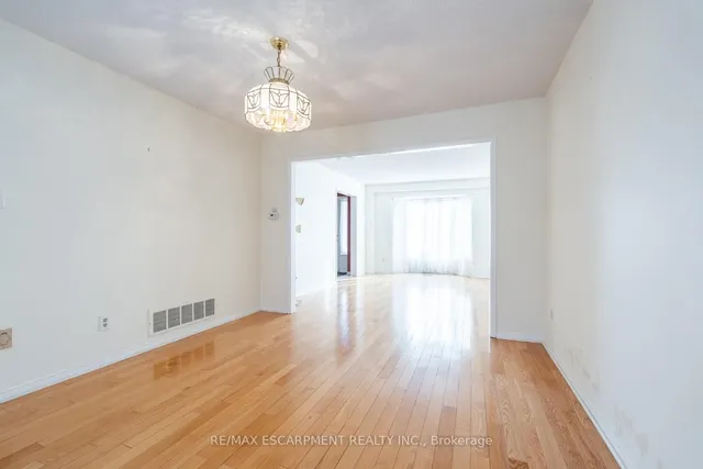 Additional image 8 of 7 Creekwood Pl