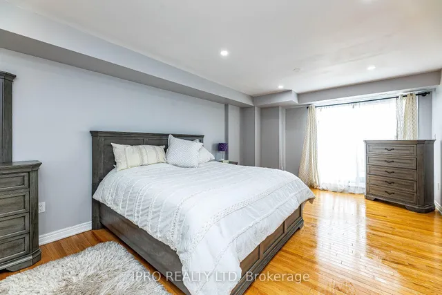 Additional image 35 of 66 Chesterwood Cres