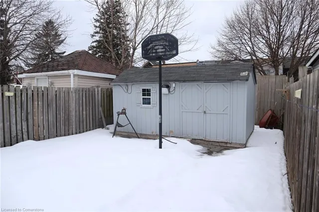 Additional image 12 of 24 Goldwin Ave