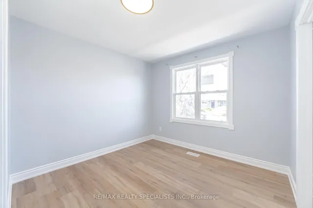 Additional image 17 of 13 Caledon Cres