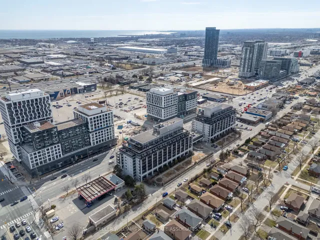 Additional image 47 of 1040 The Queensway Ave Unit 107