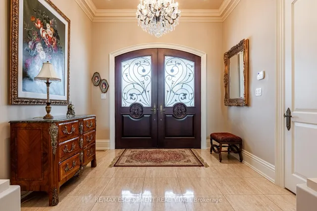 Additional image 3 of 2594 Bluffs Way