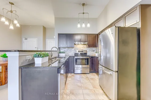 Additional image 18 of 1470 Main St Unit 401