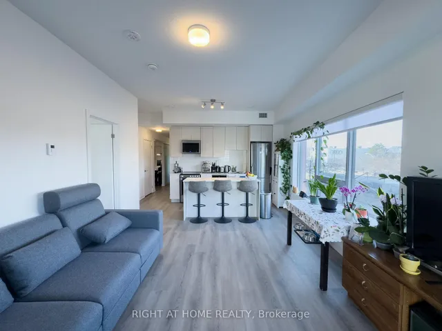 Additional image 6 of 2433 Dufferin St Unit 211