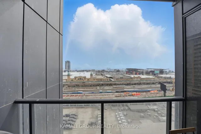 Additional image 19 of 135 East Liberty St Unit 1203