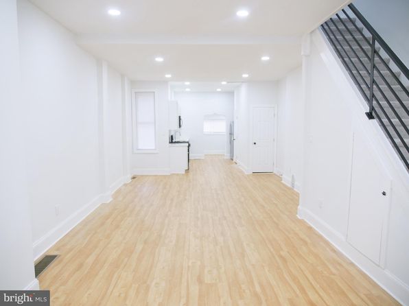3730 N Sydenham St, Philadelphia, PA 19140