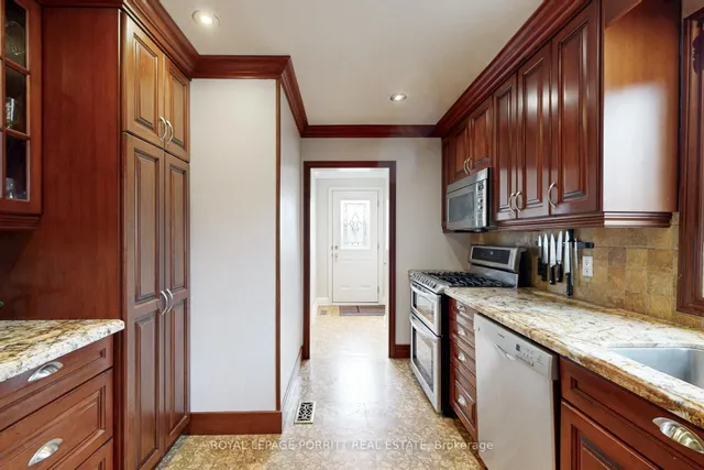 Additional image 10 of 41 Ecker Dr