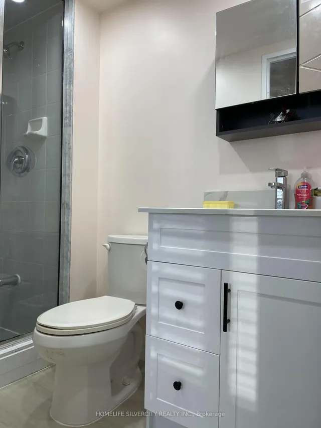 Additional image 17 of 88 Corporate Dr Unit 1617