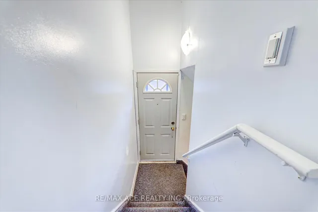 Additional image 23 of 20 Blakemanor Blvd