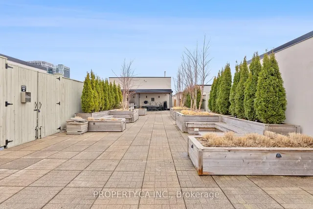 Additional image 38 of 90 Sumach St Unit 606