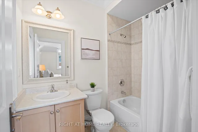 Additional image 40 of 27 Lloydminster Cres