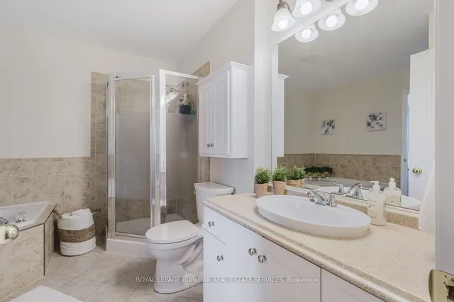 Additional image 18 of 66 Foxborough Dr