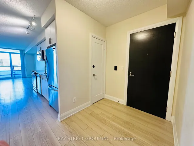 Additional image 4 of 18 Graydon Hall Dr Unit 501