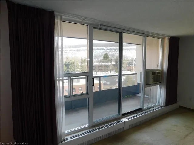 Additional image 12 of 1964 Main St Unit 903