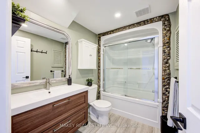 Additional image 36 of 41 Rolling Acres Dr