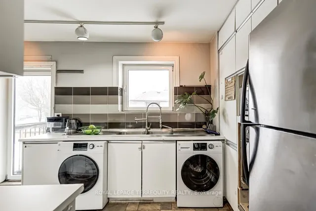 Additional image 12 of 4 Bromton Dr