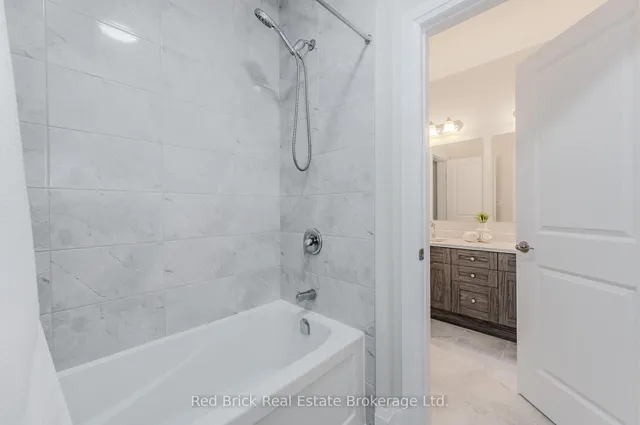 Additional image 28 of 321 Woodbine Ave