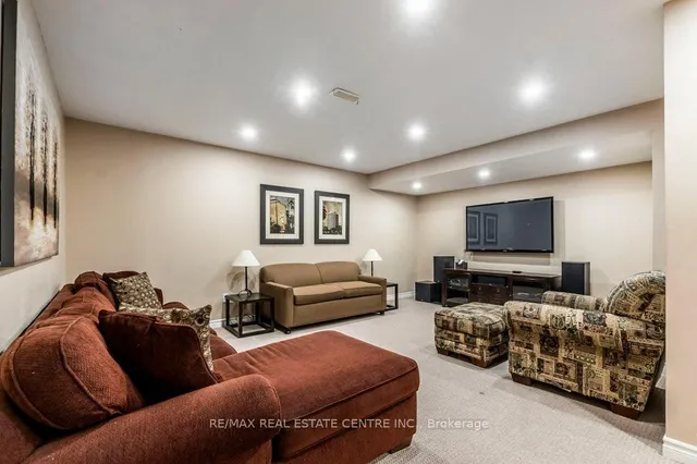 Additional image 28 of 246 Simon Dr