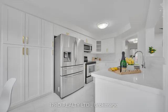 Additional image 16 of 18 Tessler Cres