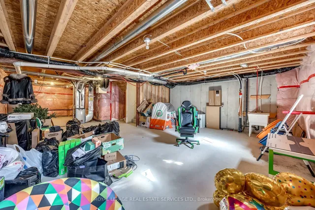 Additional image 23 of 142 Beaveridge Ave