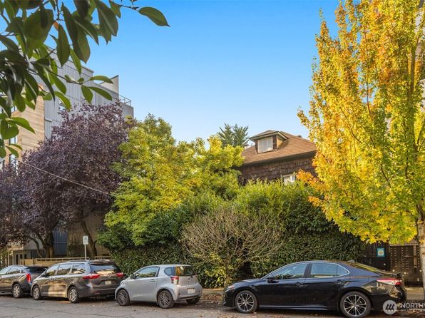 223 Boylston Avenue E, Seattle, WA 98102