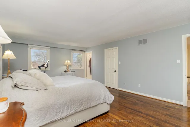 Additional image 23 of 25 Vancho Cres