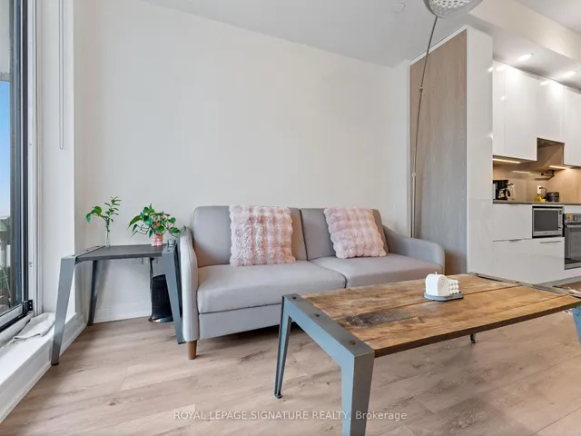 Additional image 18 of 28 Freeland St Unit 1306