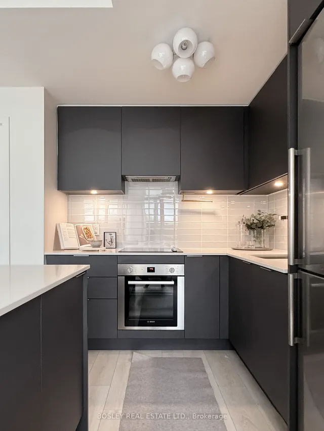 Additional image 21 of 120 Parliament St Unit TH04