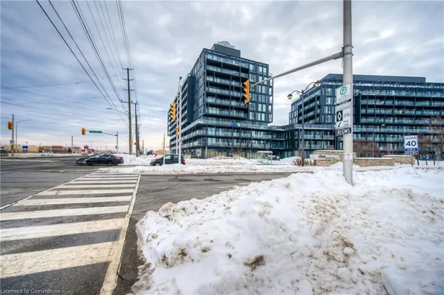 Additional image 8 of 3200 Dakota Common Unit B310