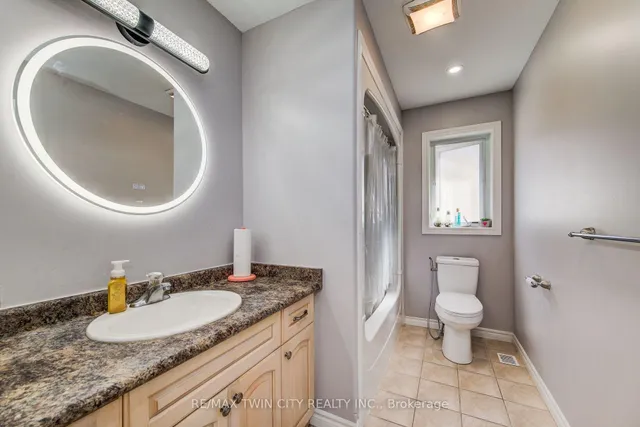 Additional image 26 of 144 Udvari Cres
