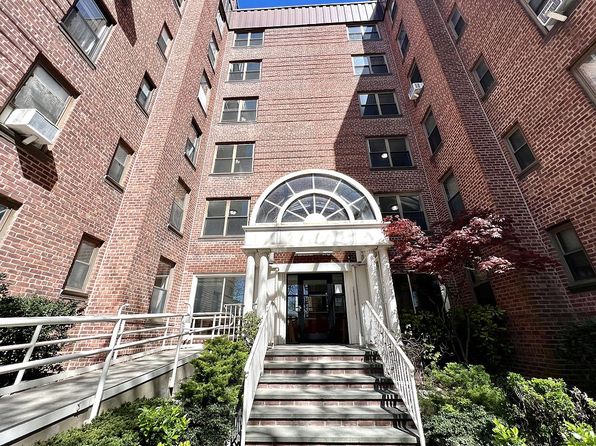 Primary image of 2151 Brigham St UNIT 1C, Brooklyn, NY 11229