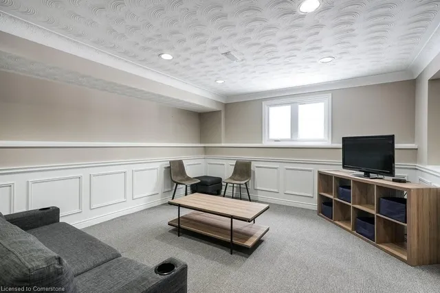 Additional image 33 of 2658 Guyatt Rd