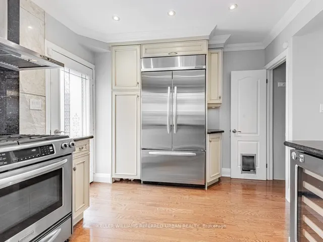 Additional image 12 of 337 Queensdale Ave