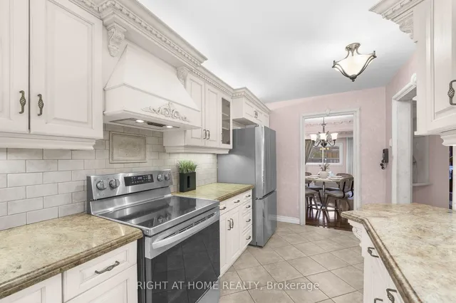 Additional image 27 of 204 Invergordon Ave