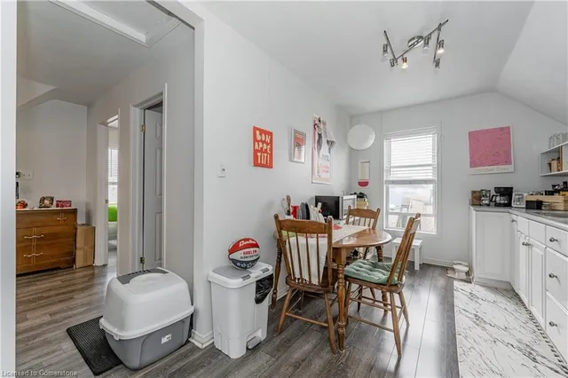 Additional image 22 of 155 Weber St