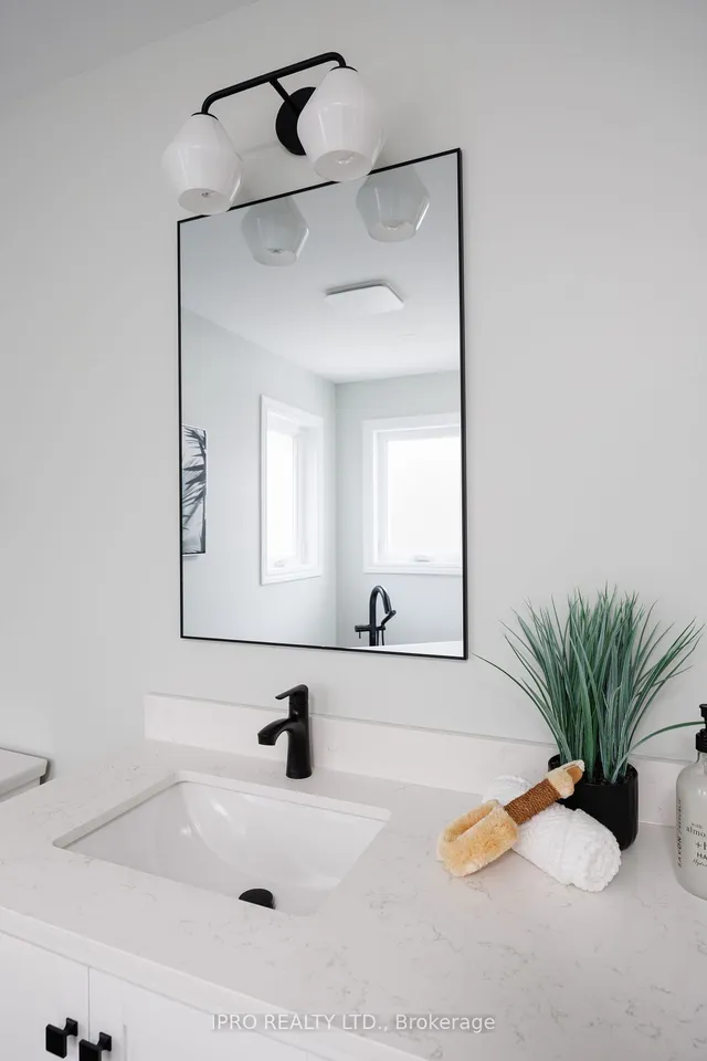 Additional image 25 of 1017 Freeman Tr