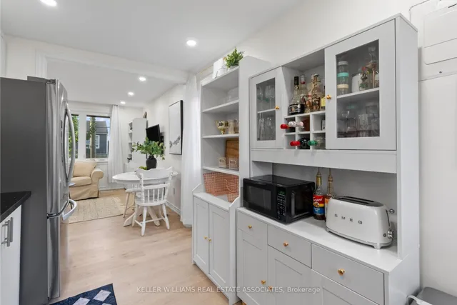 Additional image 15 of 404 Tragina Ave