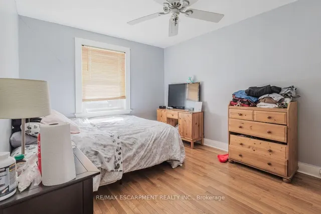 Additional image 13 of 84 South Oval