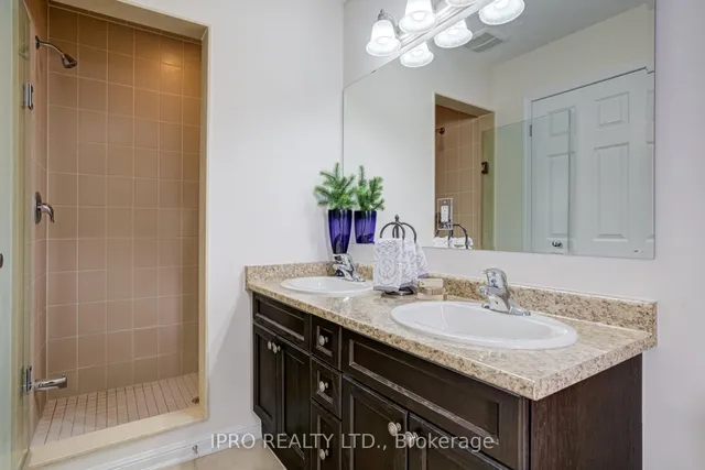 Additional image 14 of 96 Robert Parkinson Dr