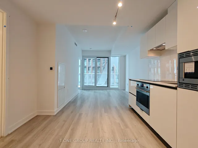 Additional image 8 of 230 Simcoe St