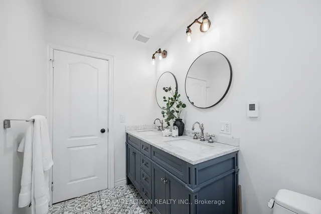 Additional image 20 of 40 Ellsworth Ave