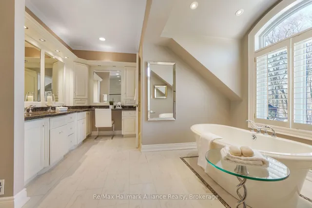 Additional image 24 of 1441 Lakeshore Rd