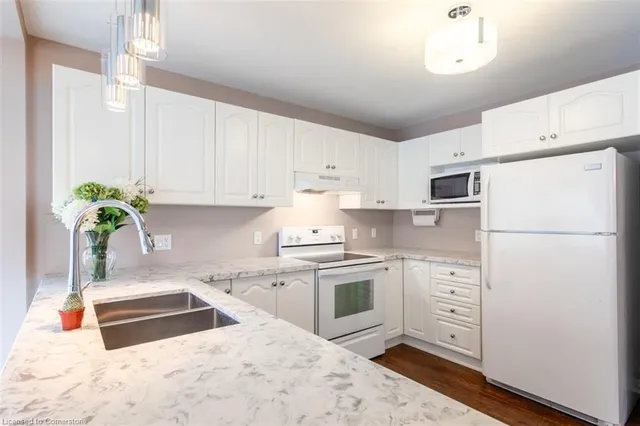 Additional image 11 of 114 Glenariff Dr